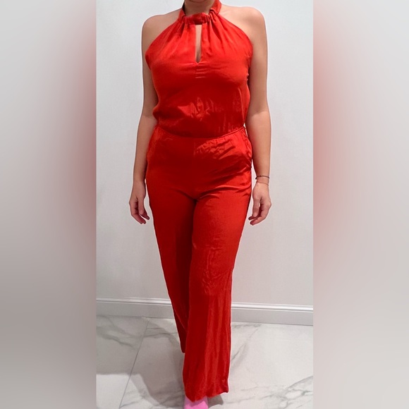 Elegant orange silky jumpsuit - Picture 5 of 6